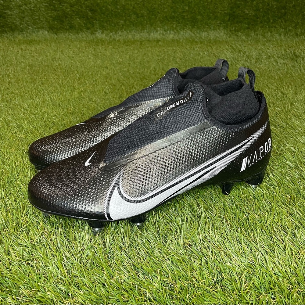Nike Vapor Edge Elite 360 Football Cleats DO1144-001 Mens Size 11 Wide